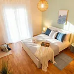 Sofi - Spacious & 3br With Balcony