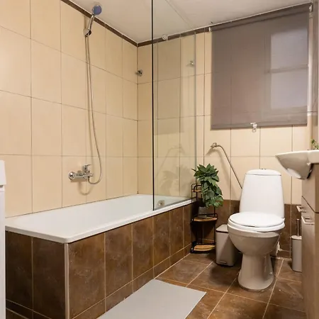 Sofi - Spacious & 3br With Balcony سالونيك