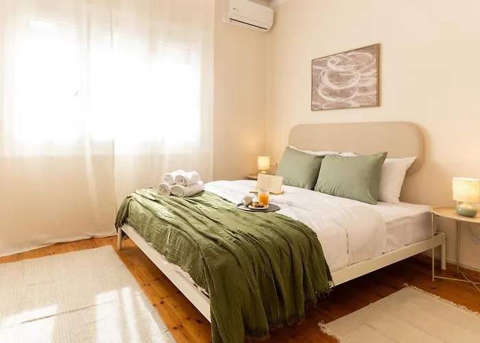 Sofi - Spacious & Central 3Br With Balcony شقة سالونيك