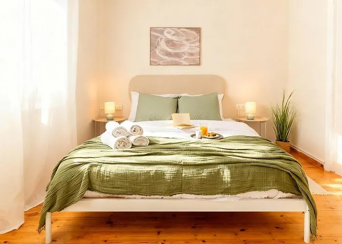 Sofi - Spacious & Central 3Br With Balcony سالونيك